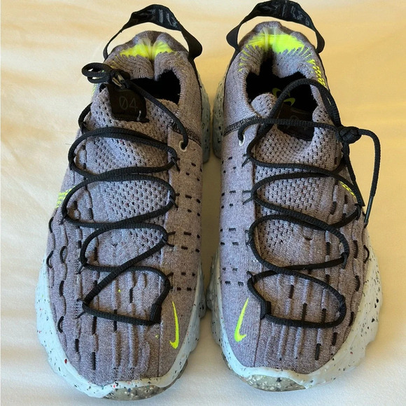 Nike Space Hippie 04 Grey/Volt-Black Men's Size 10.5 CZ6398-001 - Picture 1 of 10